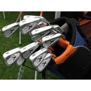 Callaway X-24 HOT Iron Set 4-PW,  AW with Graphite Shafts