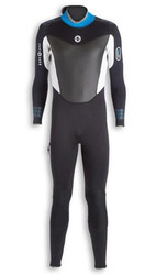 Avail all types of diving products at Mile Dive Store